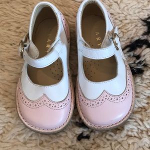 Clary’s girls Mary Janes